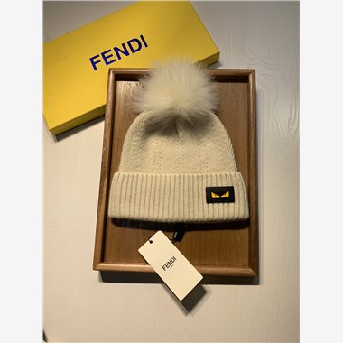 FENDI   2024秋冬新款時尚毛線帽子