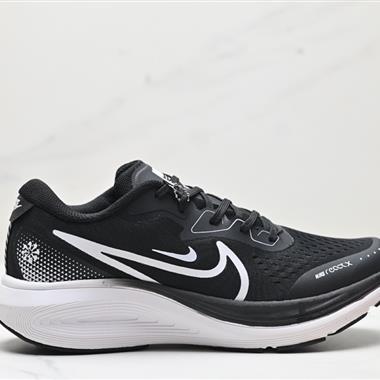 NIKE AIR ALPHAZOOM網面透氣跑步鞋