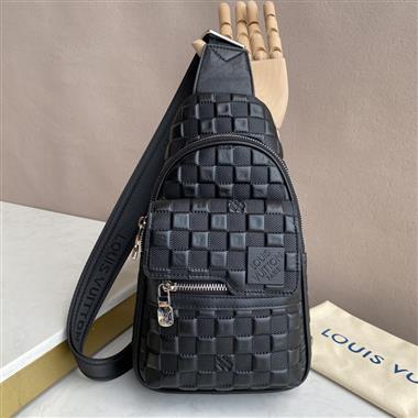 LOUIS VUITTON    2024新款男生時尚包包 尺寸:30×17×5.5CM