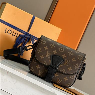 LOUIS VUITTON    2024新款男生時尚包包 尺寸:20 x 17 x 7CM