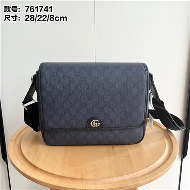 GUCCI    2024新款男生時尚包包 尺寸:28*22*8CM