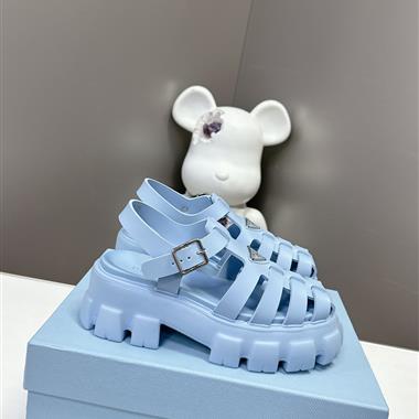 PRADA   2024新款女生休閒時尚鞋子