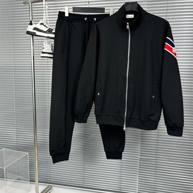 MONCLER   2024秋冬新款長袖套裝