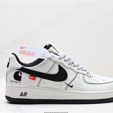 NIKE AIR FORCE 1‘07