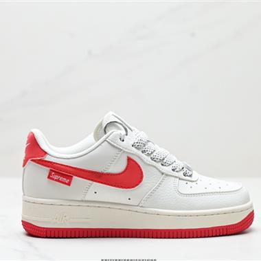 NIKE AIR FORCE 1‘07