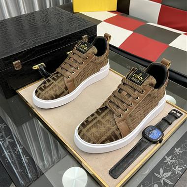 FENDI   2024新款男生休閒時尚鞋子