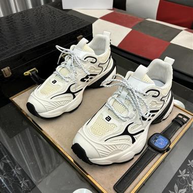 Balenciaga    2024新款男生休閒時尚鞋子