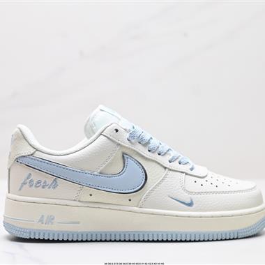 NIKE AIR FORCE 1‘07