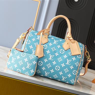 LOUISVUITTON   2024新款l男生時尚包包 尺寸:25*15*15CM