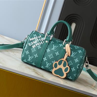 LOUISVUITTON   2024新款l男生時尚包包 尺寸:25*15*11CM