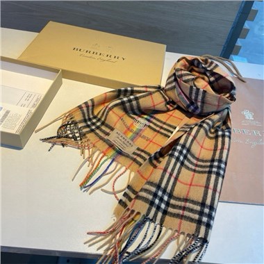 BURBERRY  2024秋冬新款時尚圍巾 尺寸：200-30