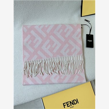 FENDI  2024秋冬新款時尚圍巾 尺寸：190-35