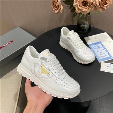 PRADA   2025新款女生休閒時尚鞋子
