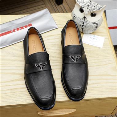 PRADA   2025新款男生休閒時尚鞋子