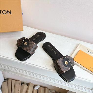 Louis Vuitton    2025新款女生休閒時尚鞋子