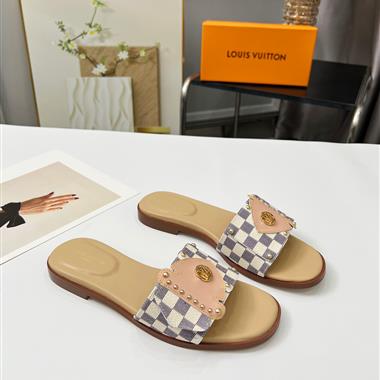Louis Vuitton   2025新款女生休閒時尚鞋子