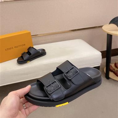 Louis Vuitton    2025新款男生休閒時尚鞋子