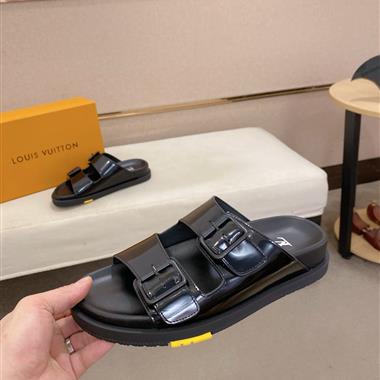 Louis Vuitton    2025新款男生休閒時尚鞋子