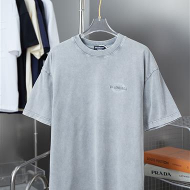 Balenciaga   2025夏季新款短袖T恤  尺寸偏大