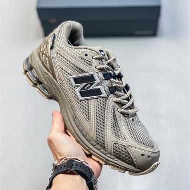 New Balance M1906R 
