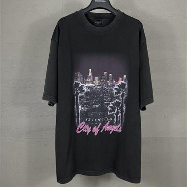 Balenciaga   2025夏季新款短袖T恤  尺寸偏大