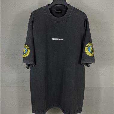 Balenciaga   2025夏季新款短袖T恤  尺寸偏大