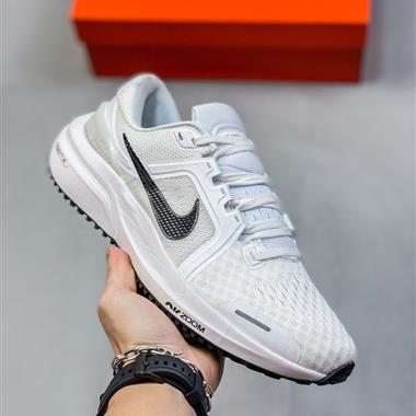 Nike Air Zoom VOMERO 登月V16代