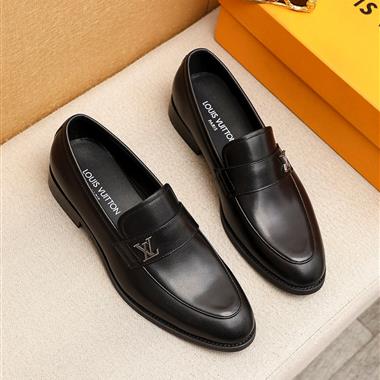 Louis Vuitton   2025新款男生休閒時尚鞋子
