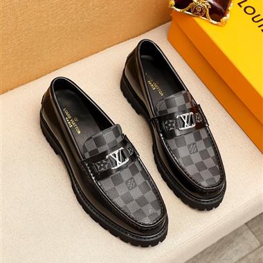 Louis Vuitton   2025新款男生休閒時尚鞋子