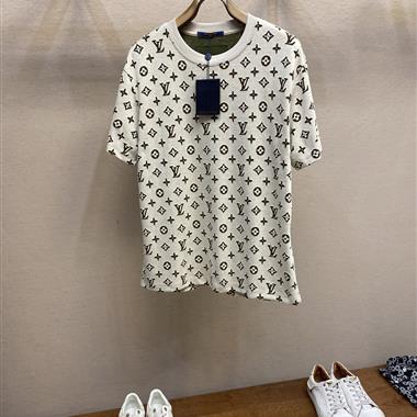 LouisVuitton   2025夏季新款短袖T恤  尺寸偏大
