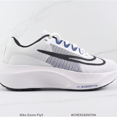 Nike Zoom Fly5  減震跑步鞋