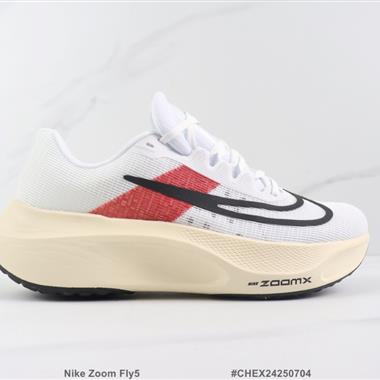 Nike Zoom Fly5  減震跑步鞋