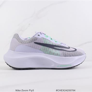 Nike Zoom Fly5  減震跑步鞋