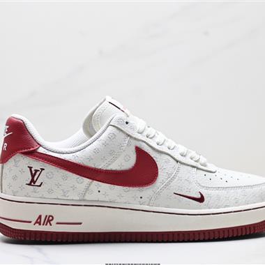 NIKE AIR FORCE 1‘07 LV8