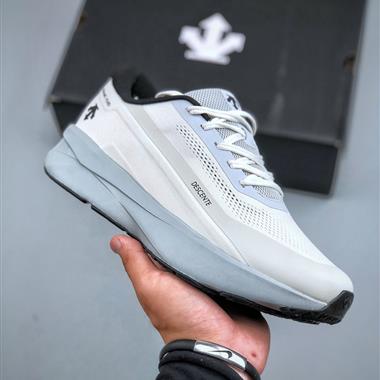 DESCENTE DYNAMIC FLUID 輕盈緩震透氣鞋