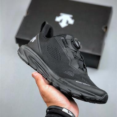  DESCENTE LAVITATE 2 時尚防滑 低幫跑步鞋