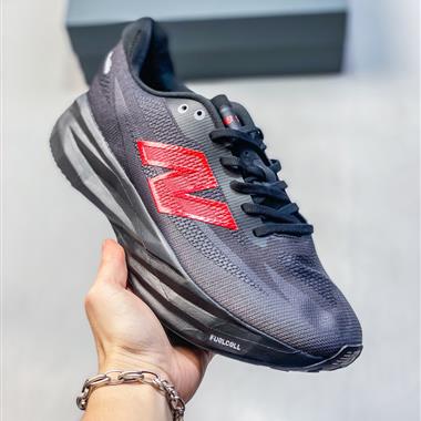 NEW BALANCE FuelCell Rebel v5 低幫跑步鞋