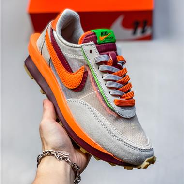 Sacai X Nike DWaffle ”Midnight Spruce and University Red“ 華夫2.0