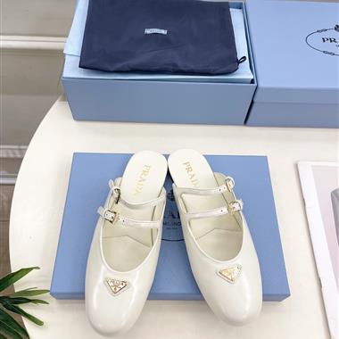 PRADA   2025新款女生休閒時尚鞋子