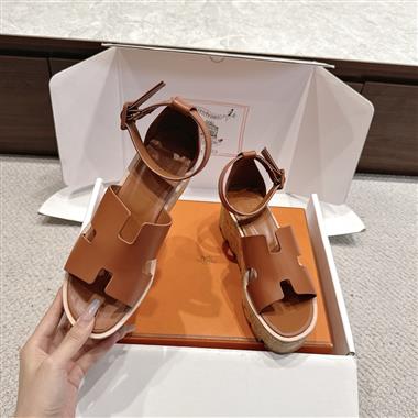 HERMES   2025新款女生休閒時尚鞋子