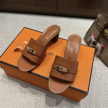 HERMES   2025新款女生休閒時尚鞋子