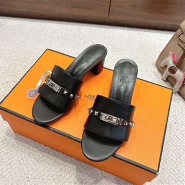HERMES   2025新款女生休閒時尚鞋子