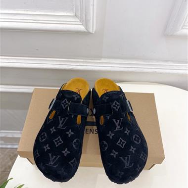 Louis Vuitton    2025新款女生休閒時尚鞋子
