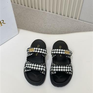 DIOR   2025新款女生休閒時尚鞋子