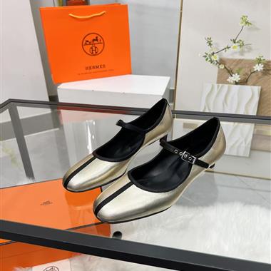 HERMES   2025新款女生休閒時尚鞋子