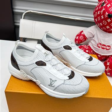 Louis Vuitton    2025新款女生休閒時尚鞋子