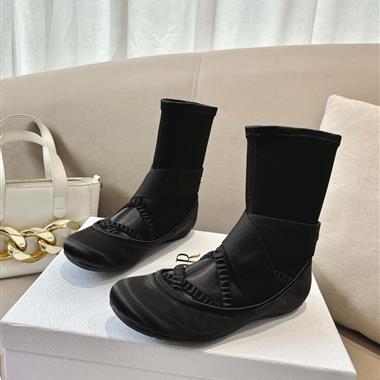 DIOR   2025新款女生休閒時尚鞋子