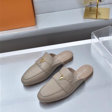 Louis Vuitton    2025新款女生休閒時尚鞋子