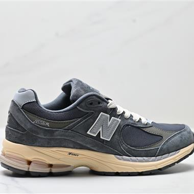New Balance 2002R