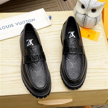 LOUIS VUITTON  2025新款男生休閒時尚鞋子